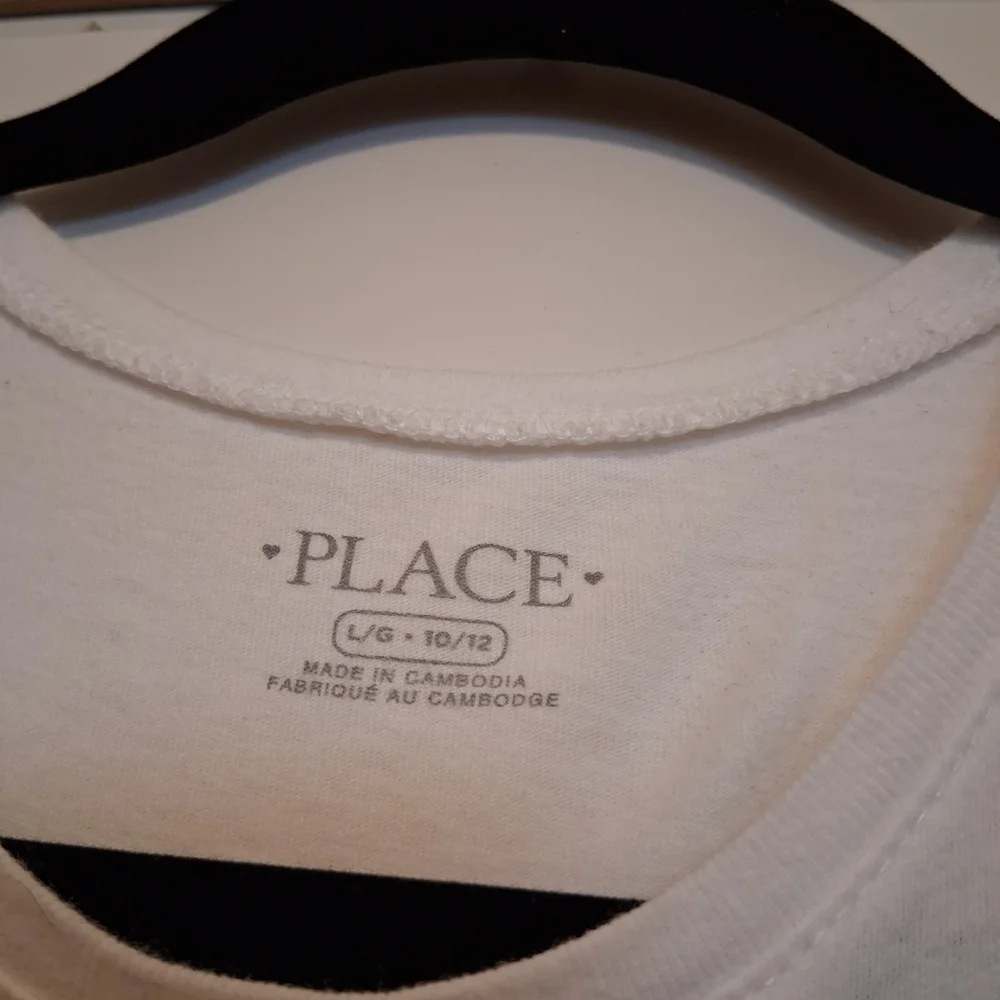 The Children's Place White Tee with Pink Glitter Crown Design Size LG (10/12)